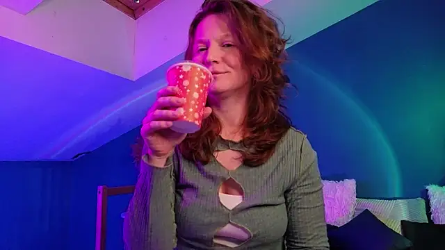 Snapshot of AuroraBorealis__ chatting on 18, 12, 2025 AuroraBorealis online show from 18, 12, 2025