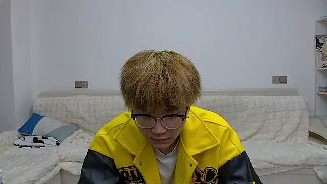 KK-cuteboy online show from 20, 2, 2026