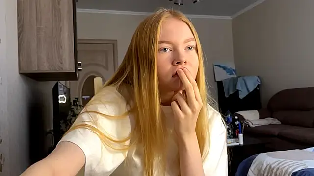 RaguelNicksons online show from 24, 10, 2025