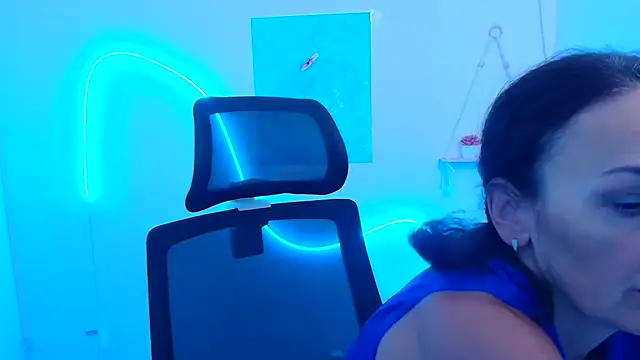 Rosie Rosee online show from 1, 12, 2025