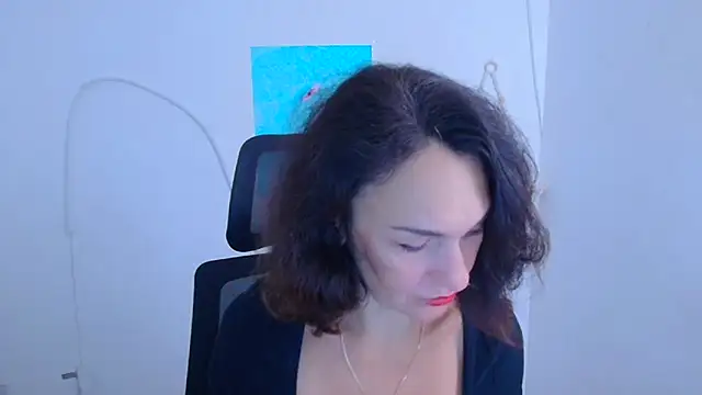 Rosie Rosee online show from 3, 12, 2025