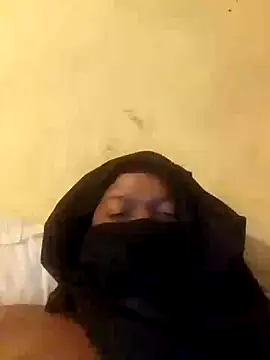 Snapshot of Thaps_deDick chatting on 8, 10, 2025 Thaps deDick online show from 8, 10, 2025