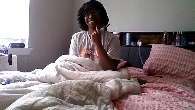 Snapshot of dezzidavill chatting on 21, 2, 2026 dezzidavill online show from 21, 2, 2026