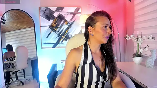 indigo wild  online show from 17, 5, 2026