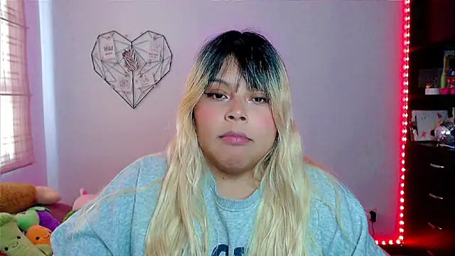 EllieMoonX online show from 15, 11, 2025