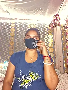 Sweet-Maddlina online show from 11, 11, 2025