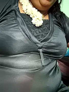 Snapshot of sweetrevathi chatting on 16, 10, 2025 sweetrevathi online show from 16, 10, 2025