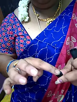 Snapshot of sweetrevathi chatting on 17, 10, 2025 sweetrevathi online show from 17, 10, 2025