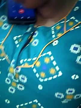 Snapshot of sweetrevathi chatting on 18, 10, 2025 sweetrevathi online show from 18, 10, 2025