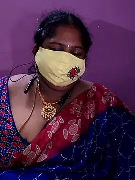 Snapshot of sweetrevathi chatting on 24, 10, 2025 sweetrevathi online show from 24, 10, 2025