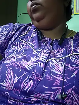 Snapshot of sweetrevathi chatting on 30, 10, 2025 sweetrevathi online show from 30, 10, 2025