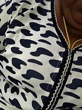 Snapshot of sweetrevathi chatting on 25, 11, 2025 sweetrevathi online show from 25, 11, 2025