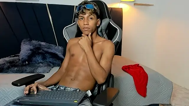 Snapshot of ryder_cum23 chatting on 21, 10, 2025 ryder cum23 online show from 21, 10, 2025