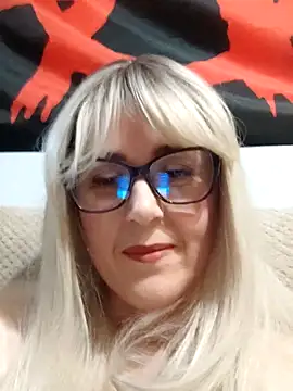 Amelialove42 online show from 15, 12, 2025