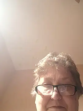 Snapshot of Katherine735 chatting on 14, 1, 2026 Katherine735 online show from 14, 1, 2026