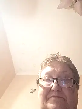 Snapshot of Katherine735 chatting on 22, 2, 2026 Katherine735 online show from 22, 2, 2026