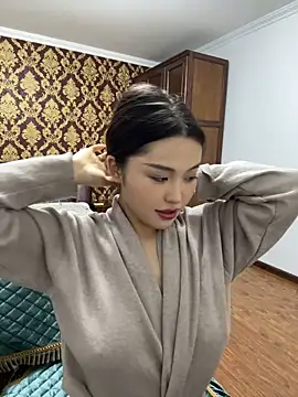 Snapshot of zhenzhen666 chatting on 24, 11, 2025 zhenzhen666 online show from 24, 11, 2025