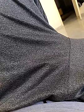 Snapshot of vi25vofgg chatting on 28, 10, 2025 vi25vofgg online show from 28, 10, 2025