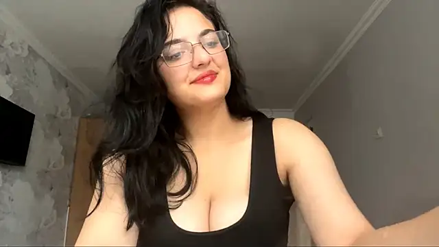 Snapshot of Babis_girlsss chatting on 15, 11, 2025 Babis girlsss online show from 15, 11, 2025