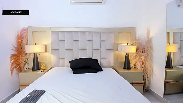 Zahir Ashar online show from 24, 4, 2026