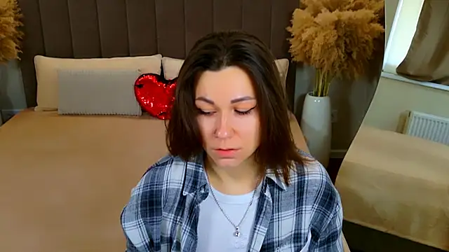 EdenSolis online show from 11, 4, 2026