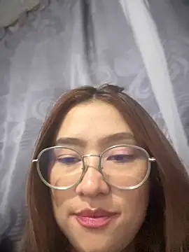 Lexxa peach online show from 17, 10, 2025