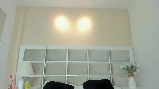 Snapshot of Adhara_adams18 chatting on 27, 11, 2025 Adhara adams18 online show from 27, 11, 2025