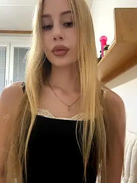 Snapshot of JudithCarly chatting on 20, 11, 2025 JudithCarly online show from 20, 11, 2025