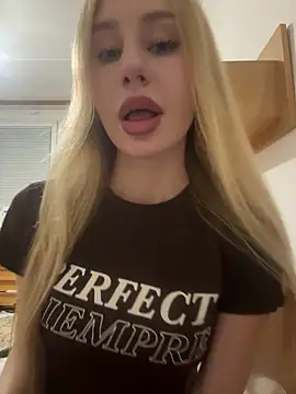 Snapshot of JudithCarly chatting on 24, 11, 2025 JudithCarly online show from 24, 11, 2025