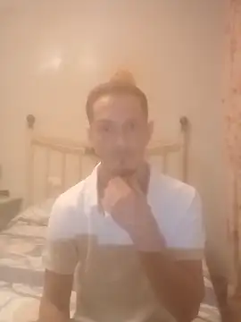 Snapshot of Graimito chatting on 10, 10, 2025 Graimito online show from 10, 10, 2025