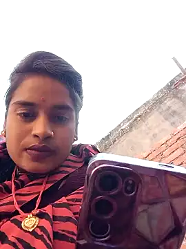 Snapshot of PIYALIRANII chatting on 9, 11, 2025 PIYALIRANII online show from 9, 11, 2025