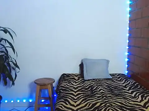 Maax3023 online show from 1, 11, 2025