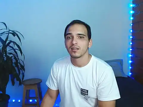 Maax3023 online show from 5, 11, 2025