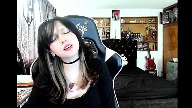 Maki Zein  online show from 5, 2, 2026