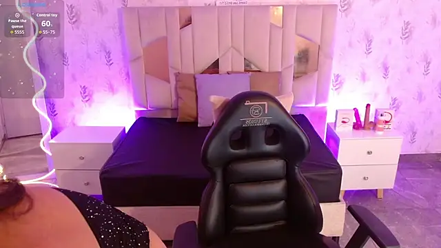 MARIANA TAY1 online show from 6, 11, 2025