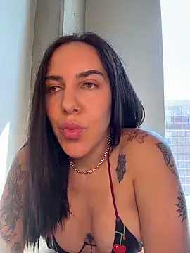 Lolathebaddie online show from 3, 4, 2026