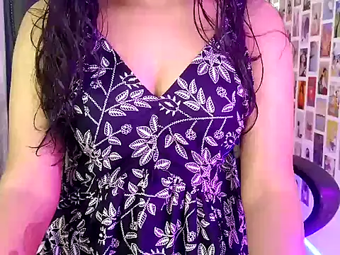 your Tanu 02 online show from 17, 10, 2025