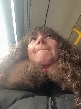 Butterfly8385 online show from 13, 2, 2026