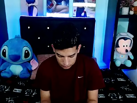 x Aaron x online show from 16, 10, 2025