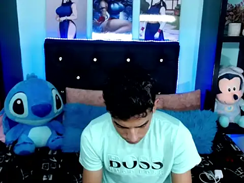 x Aaron x online show from 18, 10, 2025