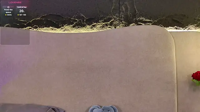 AmyCarammel online show from 12, 11, 2025