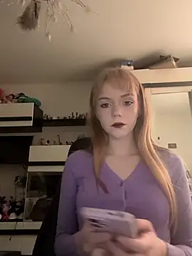 OpheliaMills online show from 12, 10, 2025