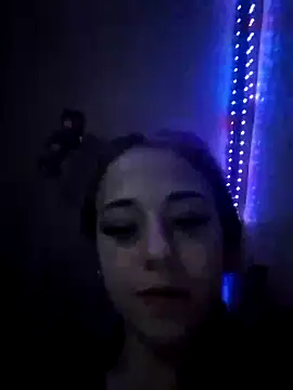 Snapshot of milklovqx chatting on 12, 10, 2025 milklovqx online show from 12, 10, 2025