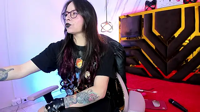 Evangelinejoness  online show from 18, 10, 2025