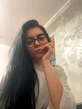 MissHerra2 online show from 3, 11, 2025