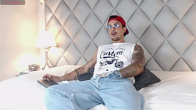 Liam Espinoza online show from 14, 10, 2025