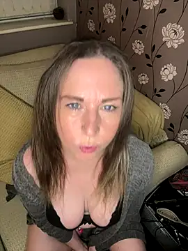 foxy-Chantelle online show from 19, 12, 2025