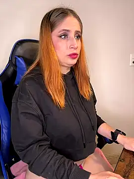 Adeline 1 online show from 20, 10, 2025