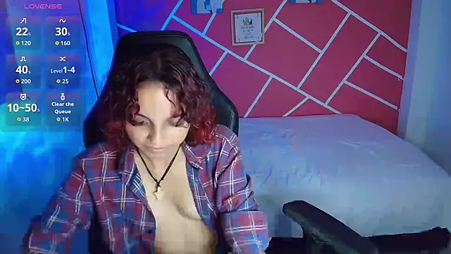 Snapshot of sweety_dreambaby chatting on 13, 11, 2025 sweety dreambaby online show from 13, 11, 2025