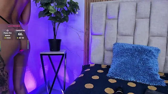 Snapshot of Sassha_ferrer chatting on 15, 11, 2025 Sassha ferrer online show from 15, 11, 2025